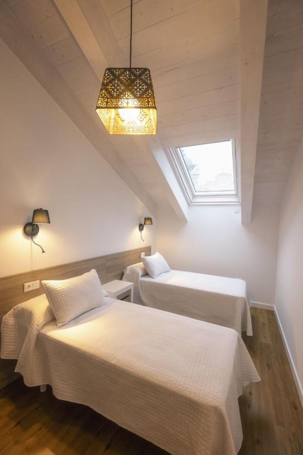 Apartamentos Centro Llanes Zewnętrze zdjęcie